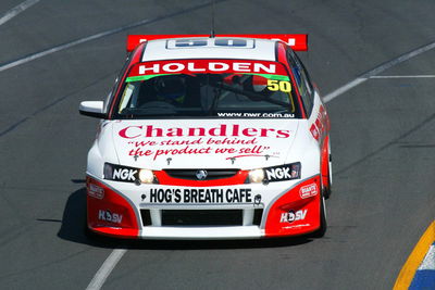 Dramas put brakes on PWR Bathurst charge.