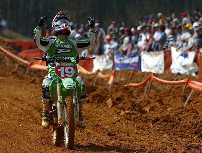 de Reuver diagnosed with broken neck.