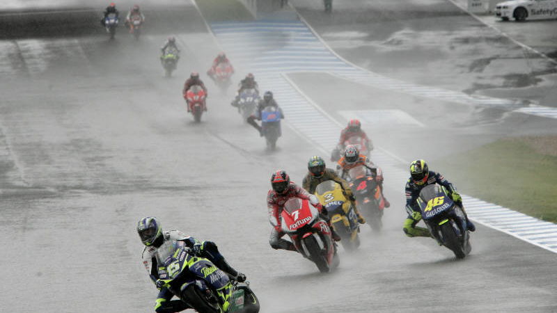 Sete and Max show hands Honda hope.