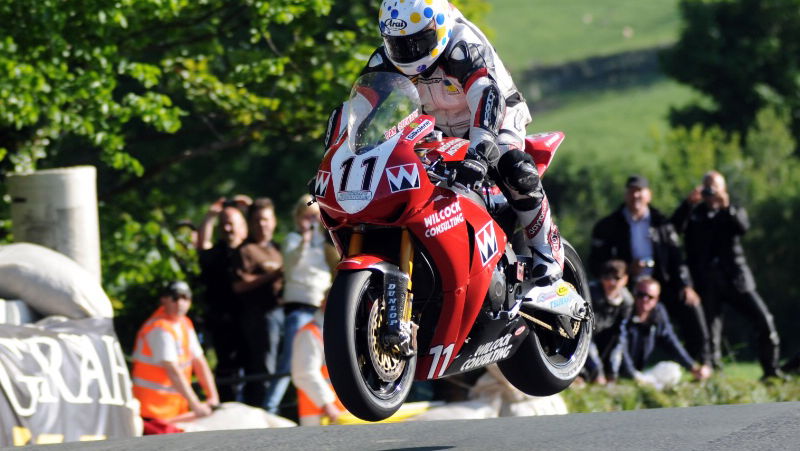 Stewart targets 130mph TT lap on SMT Honda
