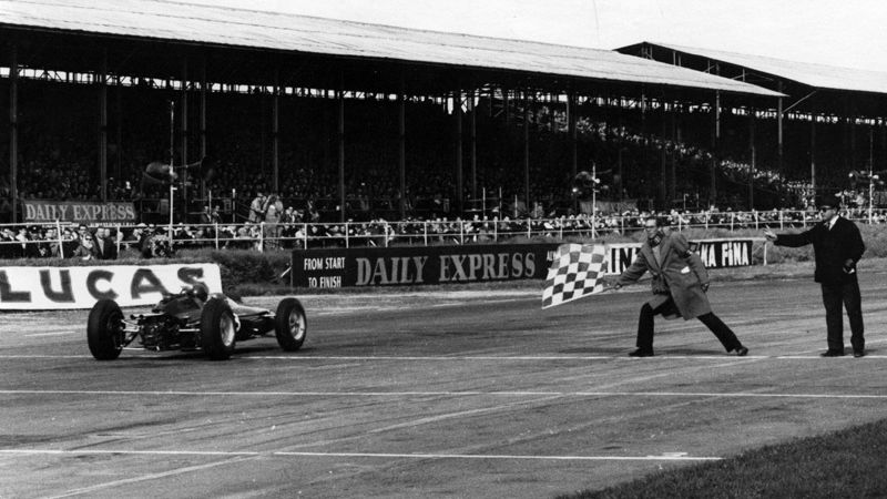 Silverstone puts final touches to Clark tribute