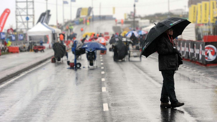 NW200: Race abandoned due to torrential rain