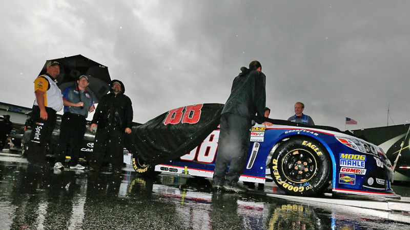 Kentucky: Rain forces Cup race postponement