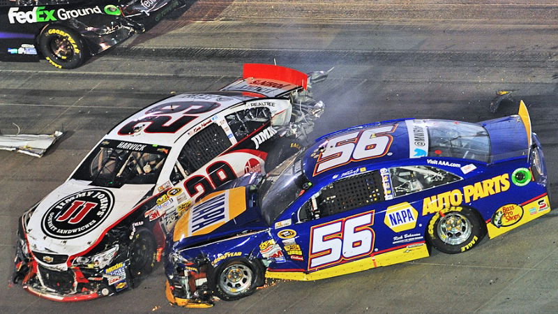 Martin Truex Jr. to race with broken wrist