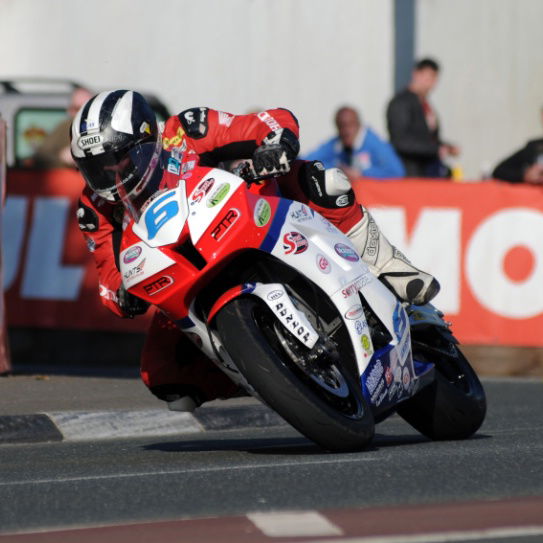 TT2014: Dean Harrison confirms Mountain credentials