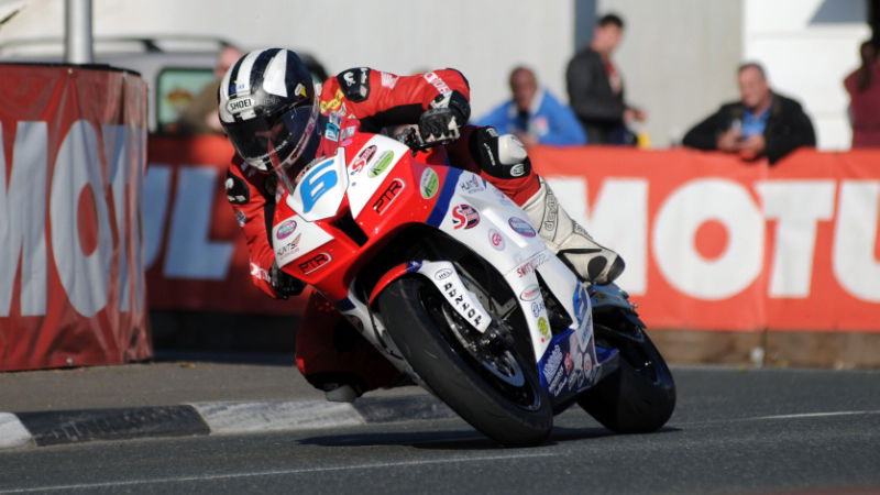 Dunlop stuns Guy Martin with Gold Cup triumph