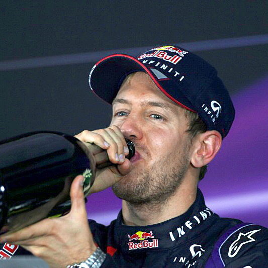 Chinese Grand Prix: Marussia mechanic injured in practice mishap