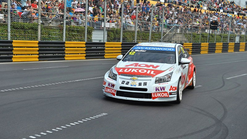 Masterful Muller's seventh victory of 2013 with Macau win