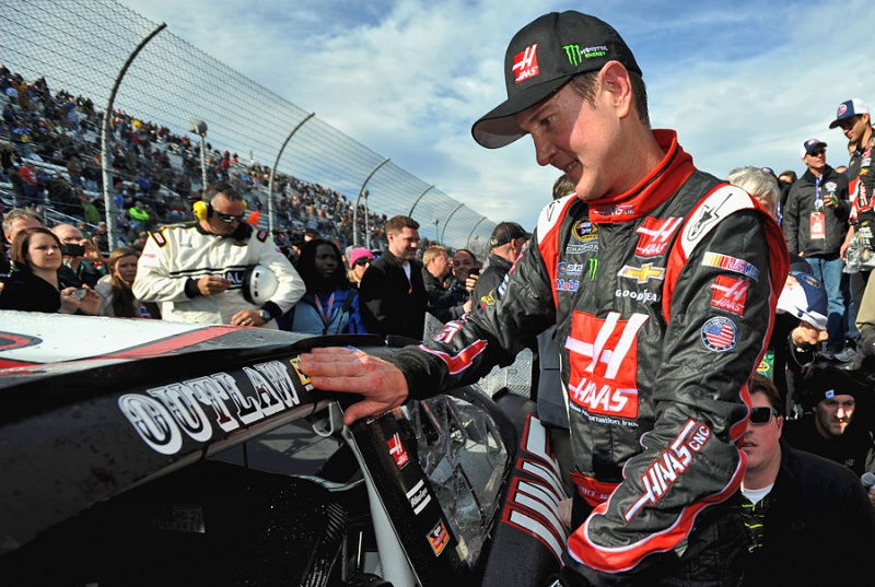 Harvick clinches 2014 title with Homestead win