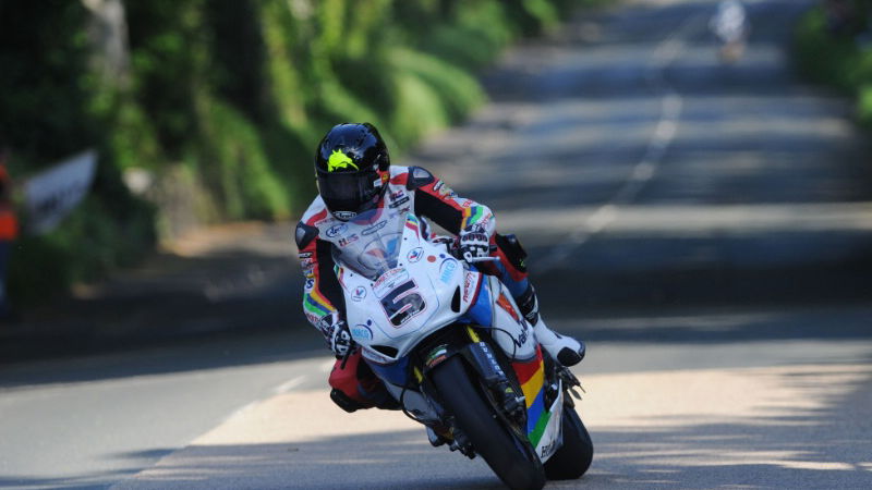 TT2014: Anstey leads way in opening practice