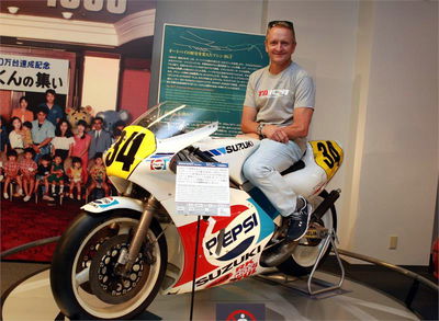 Schwantz talks Suzuka during Suzuki HQ visit