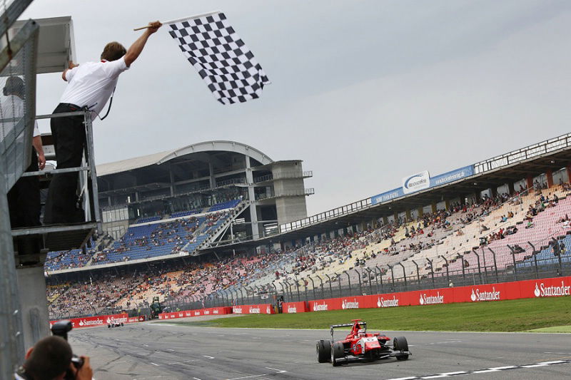 Hungary: GP3 race 1 results