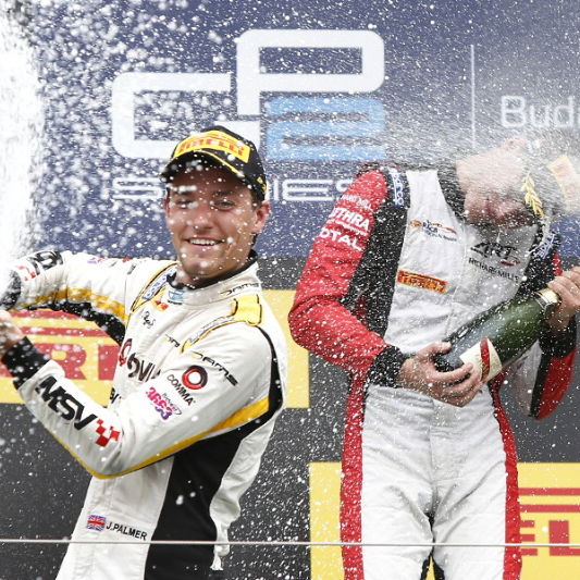 Razia wins last-lap sprint thriller in Valencia