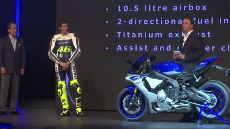Rossi unveils new Yamaha R1 Superbike