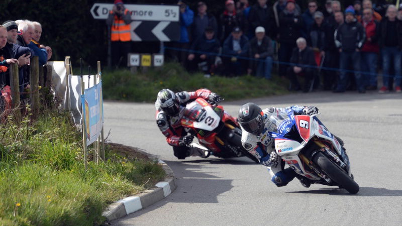 Cookstown 100: Guy Martin in Superbike double