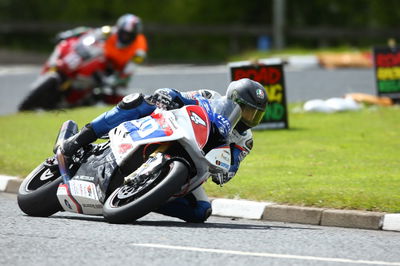 NW200: Seeley matches Joey with Supersport triumph