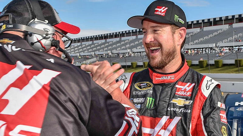 Kurt Busch on song at Pocono's Tricky Triangle