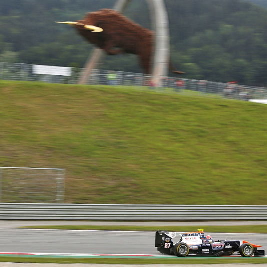 Ghiotto claims the first GP3 pole of 2015