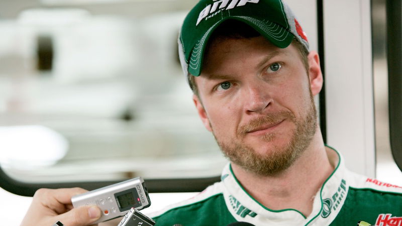 Protege Keselowski surprises Earnhardt