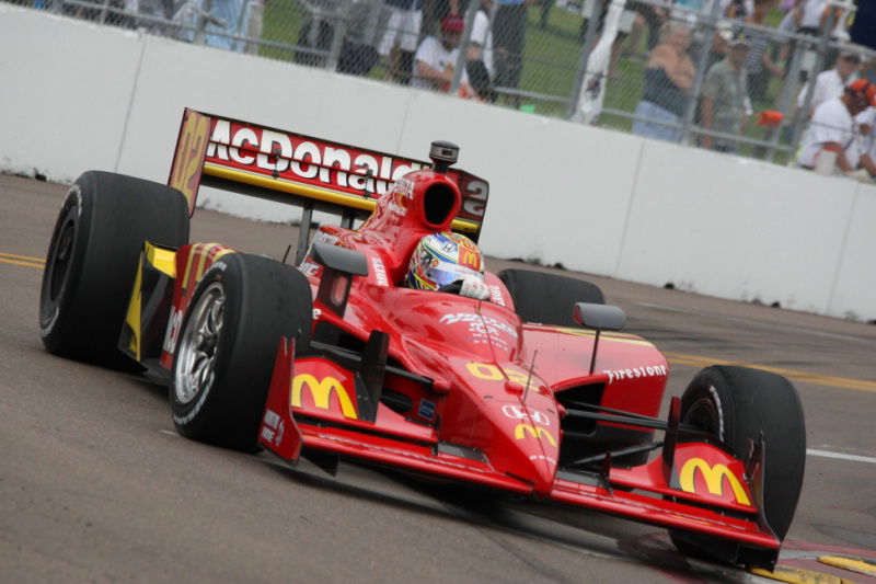 IL: Hildebrand opens with St Pete pole.