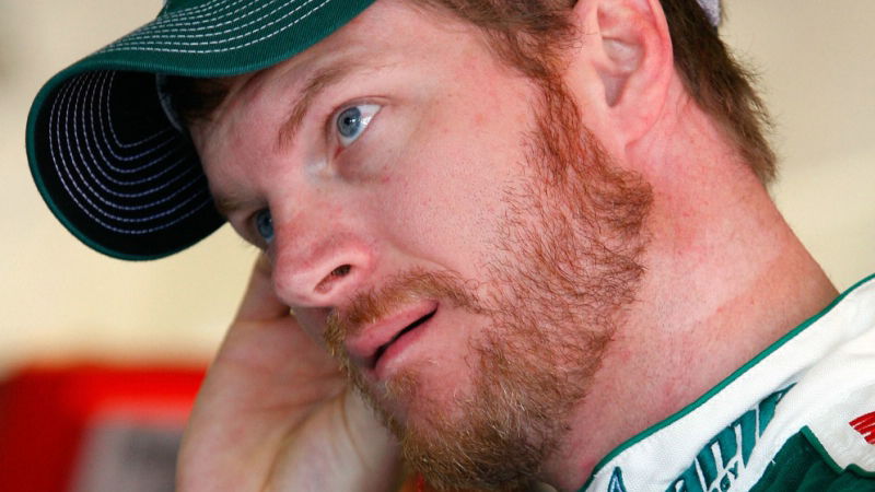 Earnhardt sides with NASCAR on privacy issue