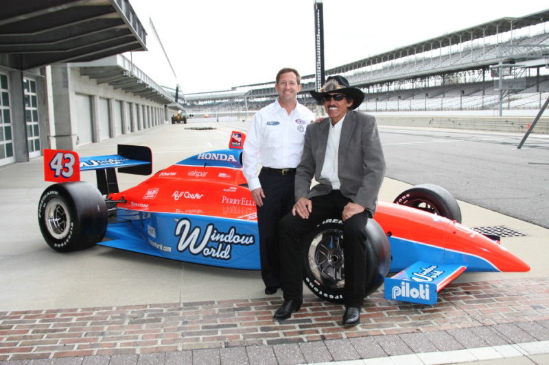 Rahal sets another record in St Pete qualifying.