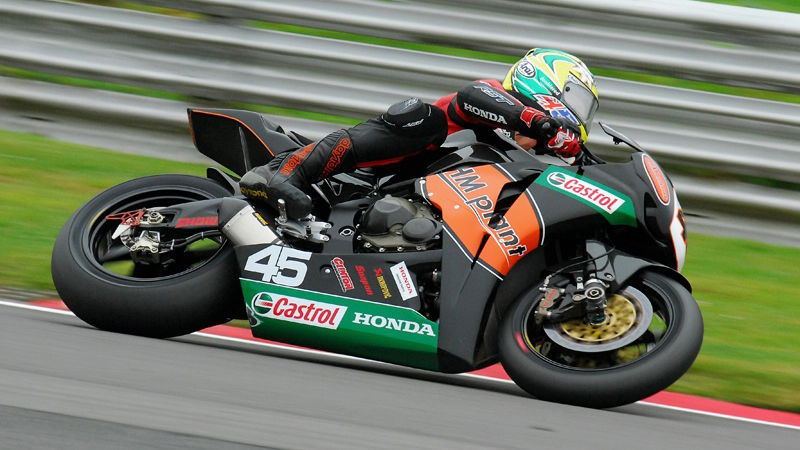 Updated: Richards crashes, taken to hospital