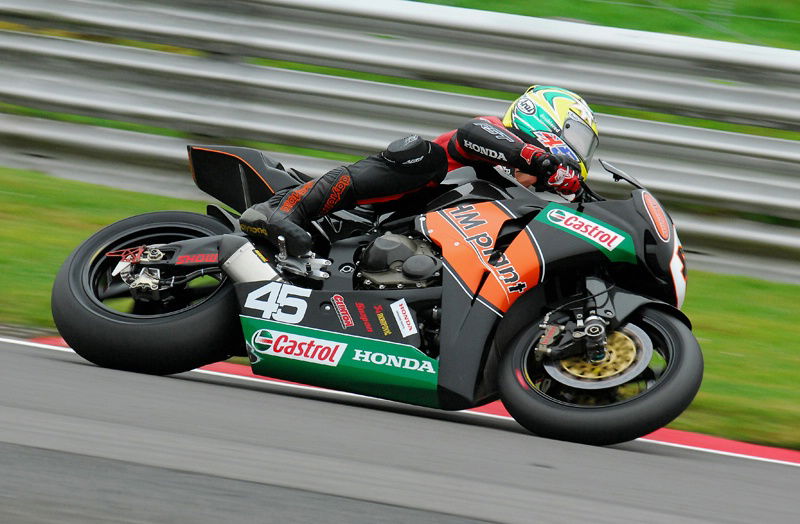 Camier doubles up at Knockhill