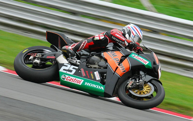Experience the rider's view of the TT