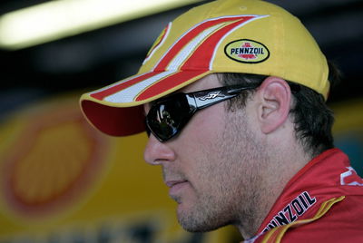 RCR plans to keep Harvick, Shell