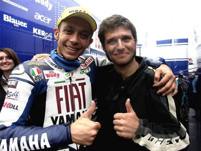 Valentino Rossi enjoys Isle of Man TT visit.