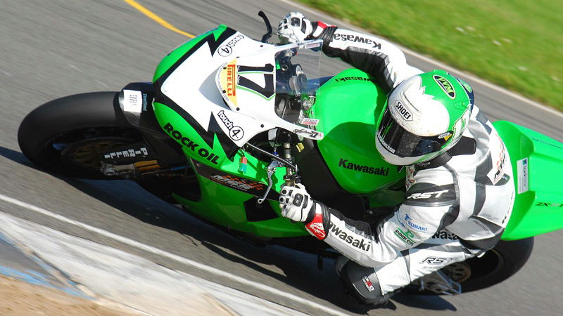 Andrews sets early Snetterton pace