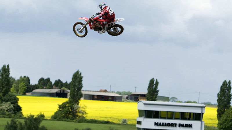 Riders give Mallory approval, make suggestions.