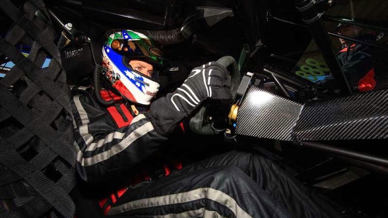 Bayliss to make V8 Supercar race debut.