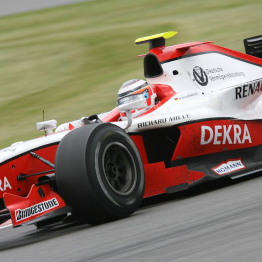 Maldonado capitalises on Monte casino.