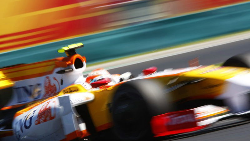 Renault weighs up offers - as Pollock eyes F1 return