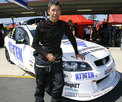 Tough Bathurst debut for Troy Bayliss.