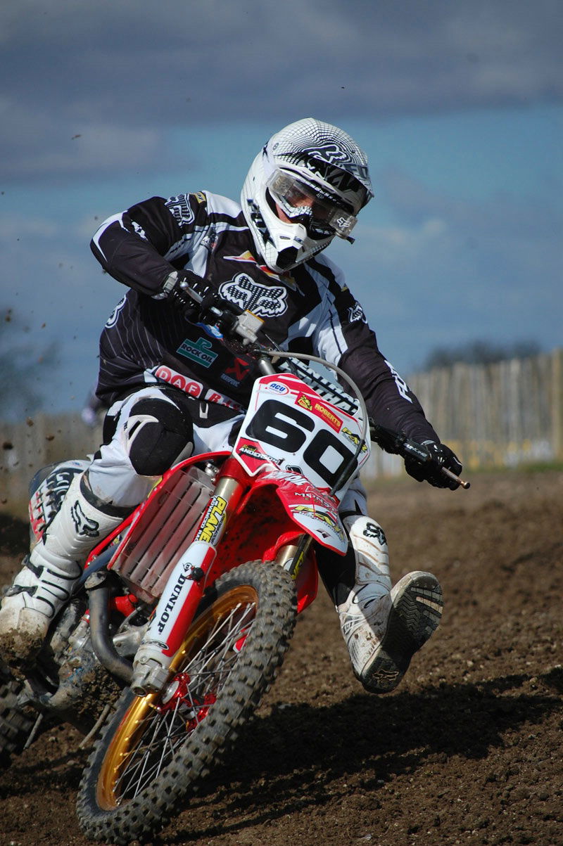 Leok and Roczen take Hawkstone honours