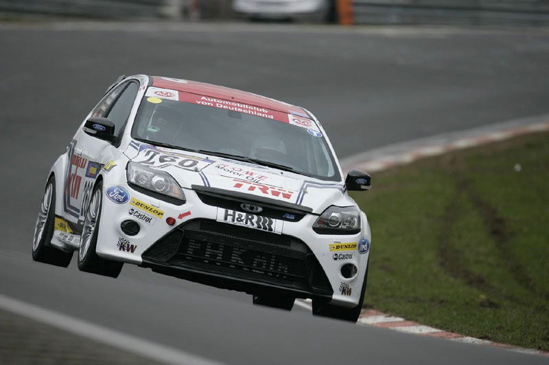 Angus Scott flies Burns Foundation flag