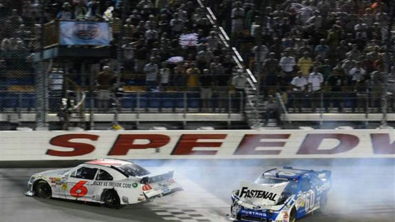 Stenhouse downplays feud with Edwards