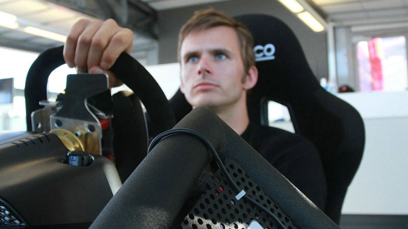 Wheldon to help develop new online racing sim