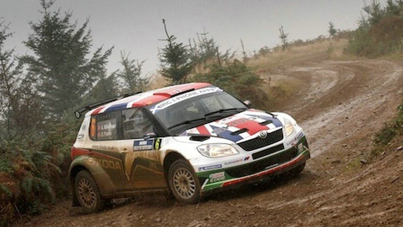 IRC: Flying Mikkelsen holds lead in Scotland