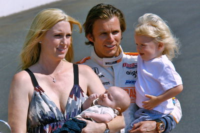 Wheldon auction raises over $600k