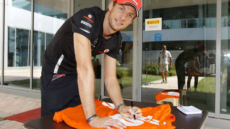 F1 drivers rally to 'Paint It Orange' for Richard Burns
