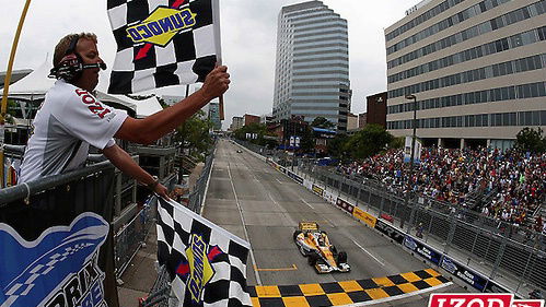 Hunter-Reay victory sets up season finale