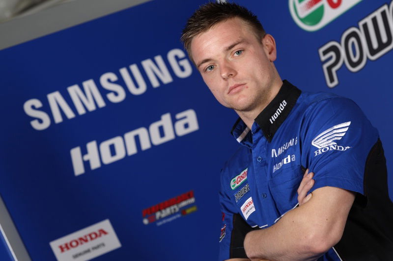 'Disappointed' Linfoot confirmed with fractured pelvis