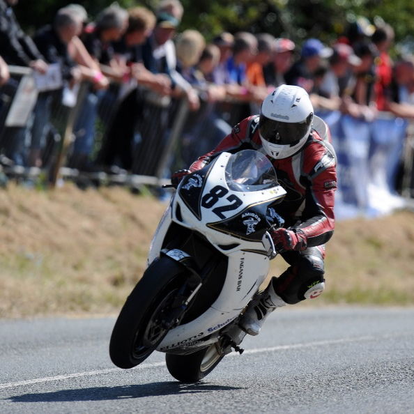 Southern 100: Rain and red flags hit opening race