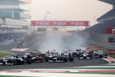 - Race, Start of the race, Bruno Senna (BRA) Williams F1 Team