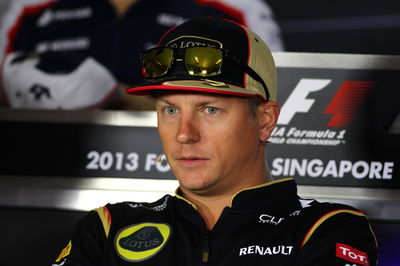 - Kimi Raikkonen ( FIN) Lotus F1 Team E21 selama Pers Kamis