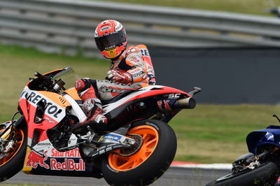 Marquez, Rossi crash, Argentinian MotoGP race